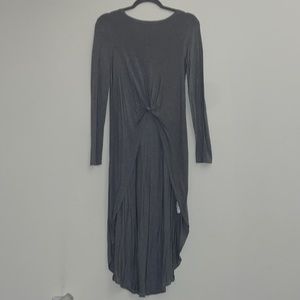 Zara Front Knot High-Low Long Sleeve Shirt in size Small - ONLY WORN ONCE